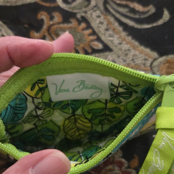 Vera Bradley Green and Black Quilted Fabric - Picture 4 of 4